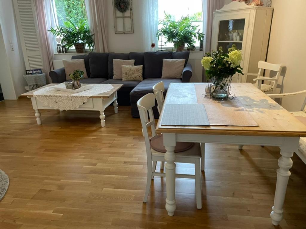 Gemuetliche Ferienwohnung In Edesheim An Der Weinstrasse Exteriör bild